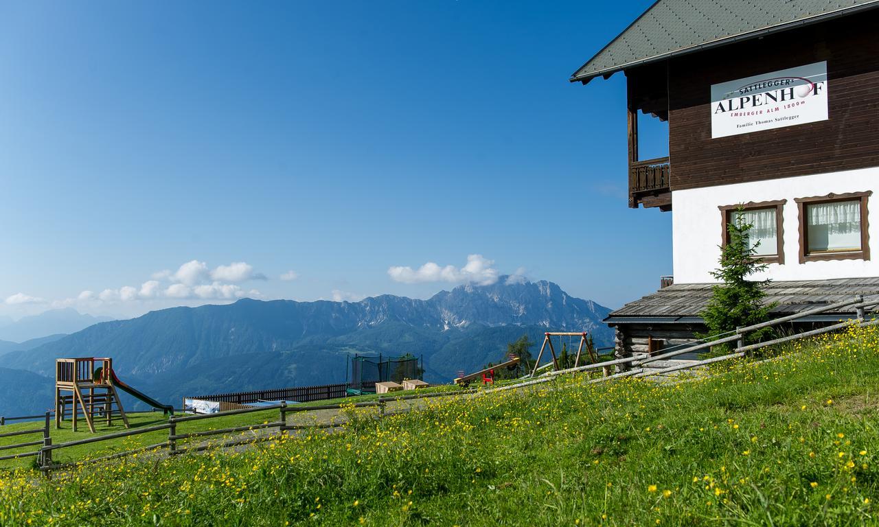Sattleggers Alpenhof & Feriensternwarte Hotel ไกรเฟนบวร์ก ภายนอก รูปภาพ